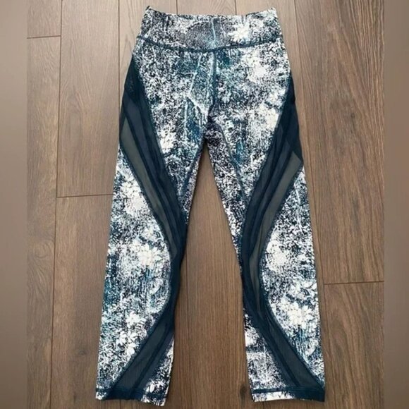LULULEMON Never Still Crop *21” in Wildwood White Multi / Nocturnal Teal - Picture 10 of 10